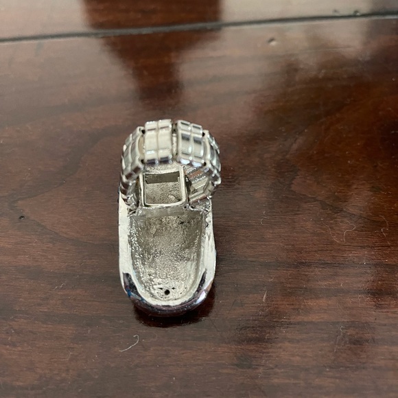 Ladies Blue Rhinestone NWOT Adjustable Ring Silver - Picture 2 of 2